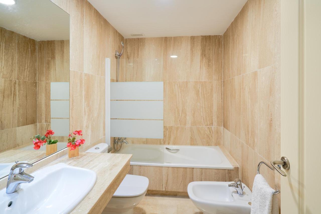 Beach & Golf Design Apartment ماربيا المظهر الخارجي الصورة